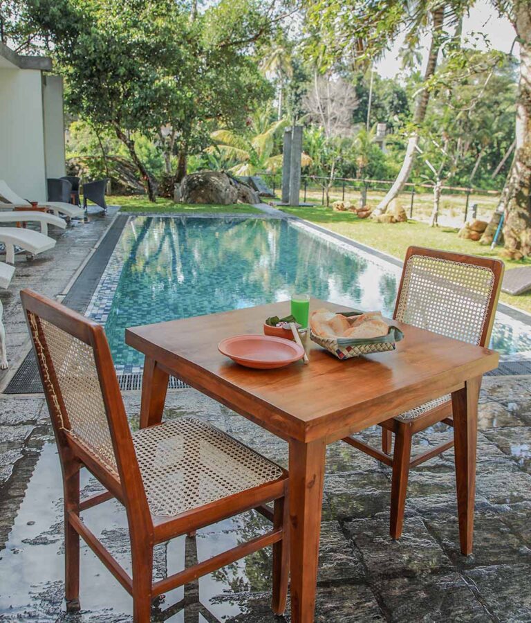 Hoppers arranged by the pool