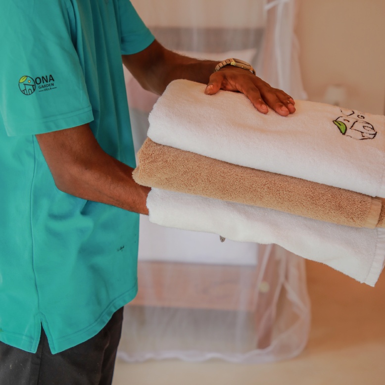 Bath towels of Ona Garden Villa