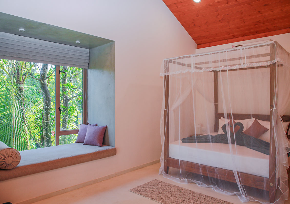 Overview of luxury suites and rooms with views at Ona Garden Villa