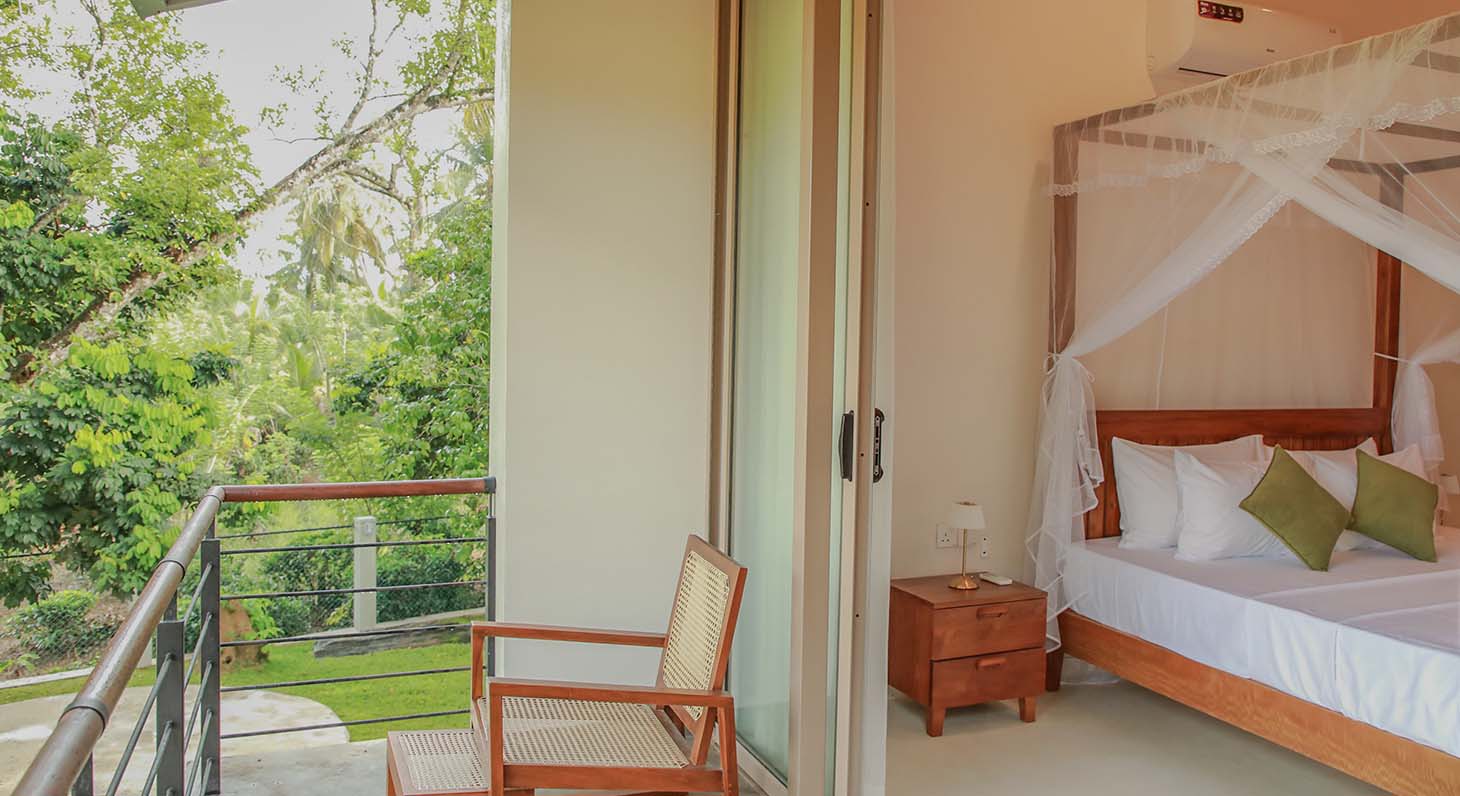 Paddy Deluxe room with balcony at Ona Garden Villa